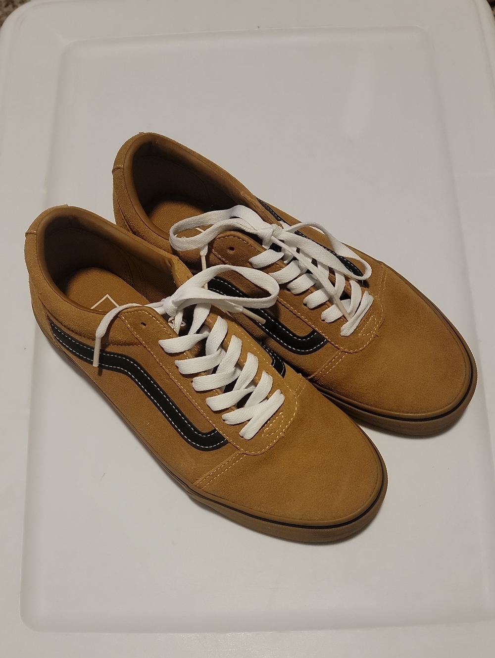 Vans Ward Low-Top Suede Sneakers in Golden Brown with Black Stripe Men's 8.5 EUC
